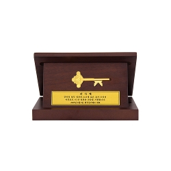 일월오봉도 순금열쇠 상패우드케이스 3.75g